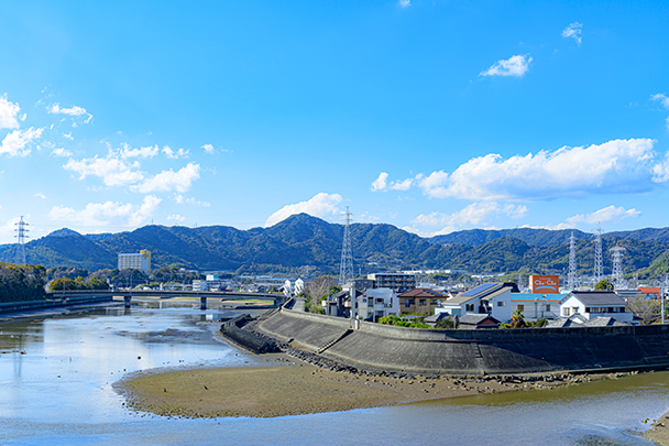 豊川市のおすすめ不動産屋を徹底比較！失敗しない業者選びと物件探しのポイント