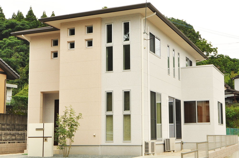TAKASUGI株式会社｜注文住宅の費用相場を比較 タウンライフ家づくり